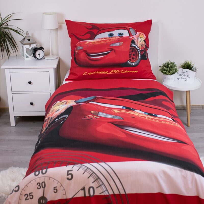Rood overtrek van Cars, 140 x 200 cm, kussensloop 70 x 90 cm