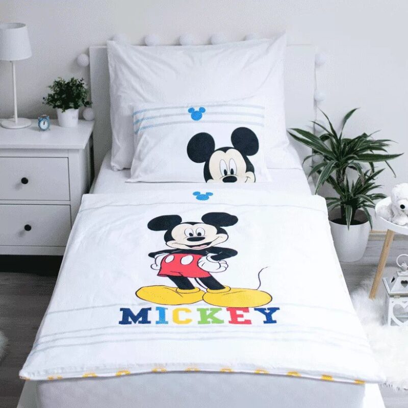 Mickey Mouse Smile 100 x 135 cm wit overtrek van Disney Mickey Mouse, 100 x 135 cm, kussensloop 40 x 60 cm