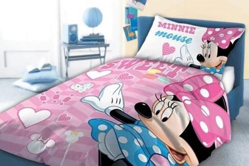 Overtrek van Disney Minnie Mouse, 100 x 135 cm, kussensloop 40 x 60 cm