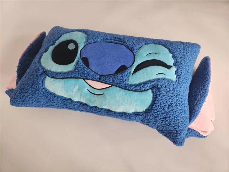 100% Polyester decoratiekussen 75 x 45 cm van Lilo en Stitch in 75 x 45 cm