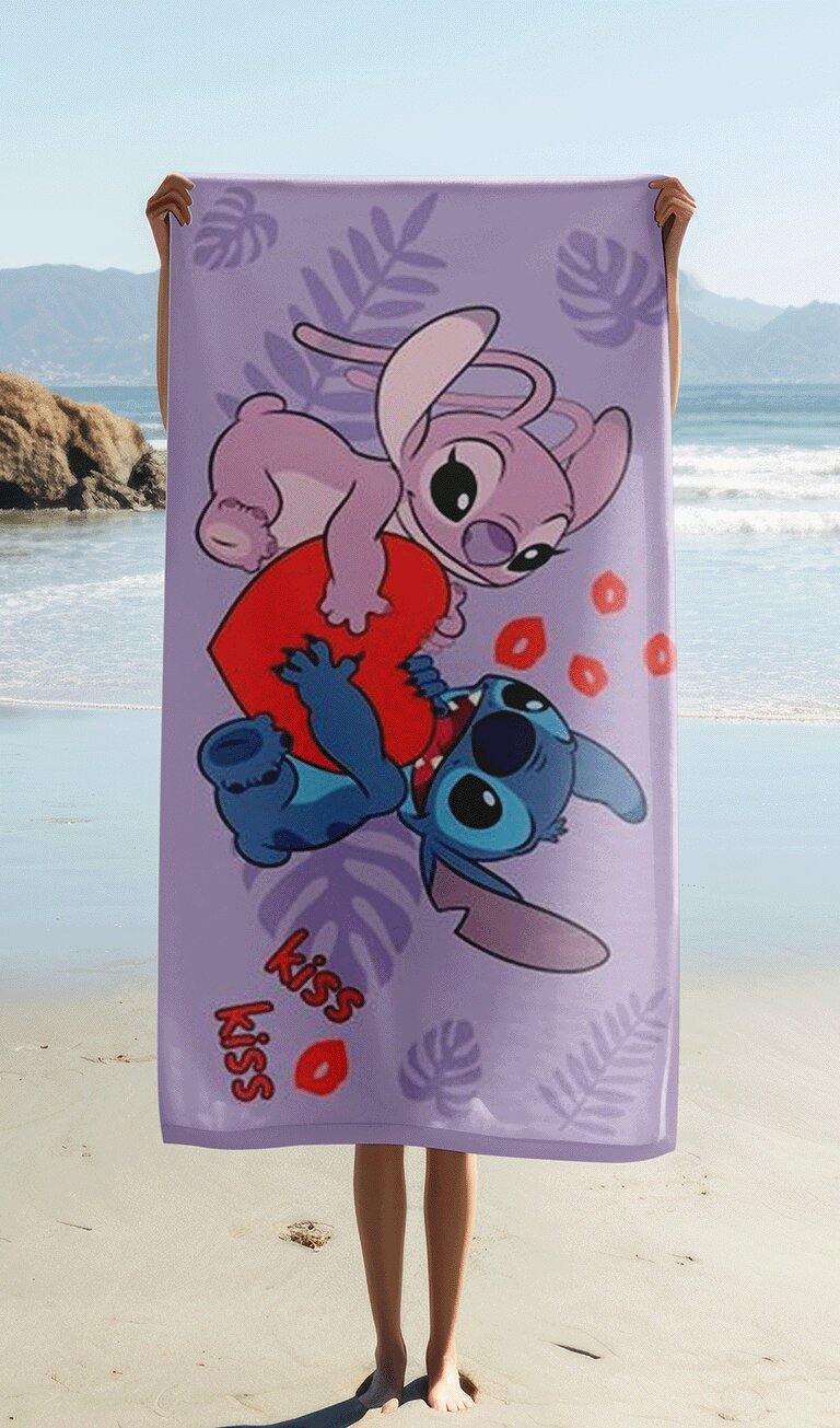 100% katoen strandhanddoek Kiss paars 70 x 140 cm Katoen van Lilo en Stitch in 70 x 140 cm