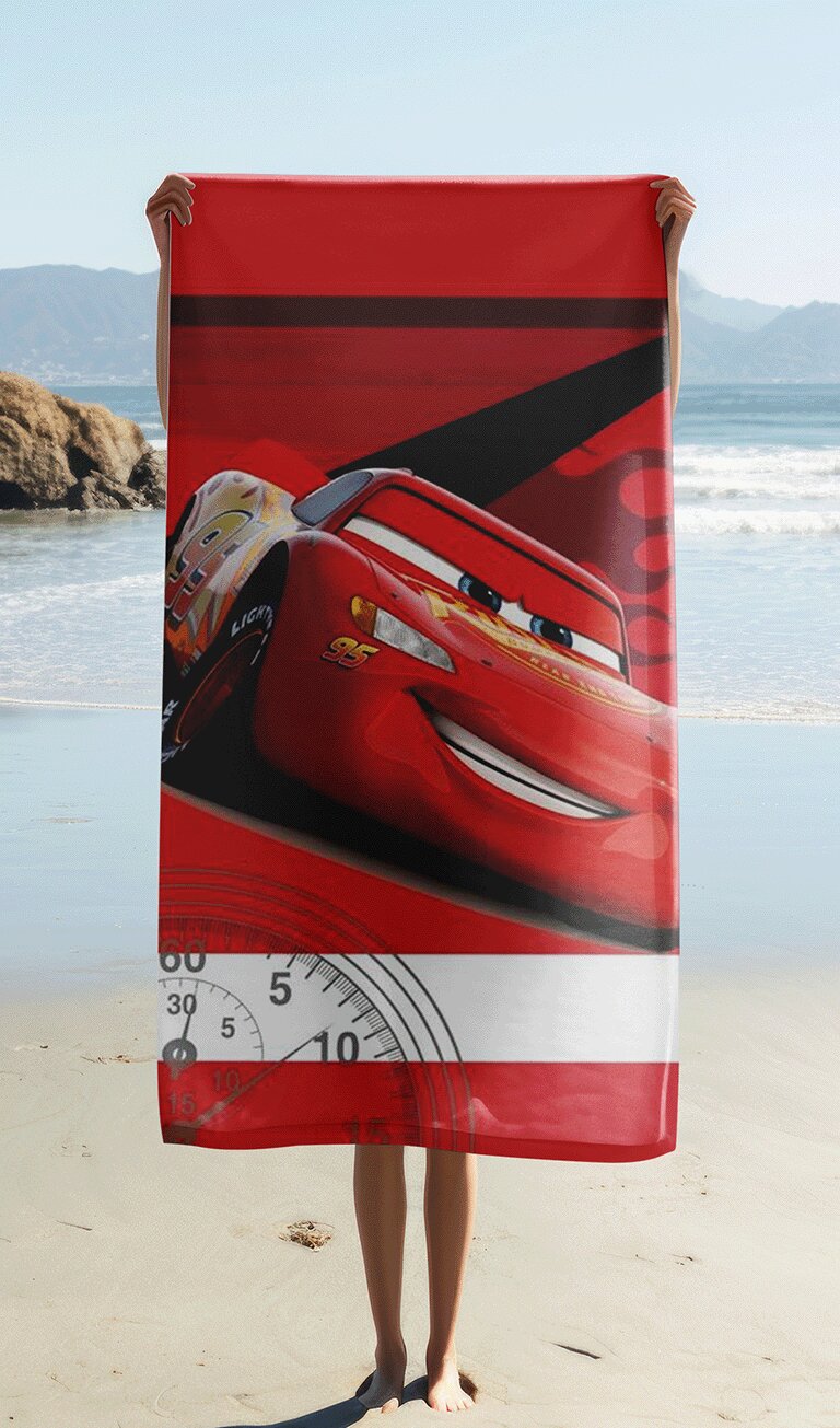 70 x 140 cm Rood badlaken van Cars, 70 x 140 cm