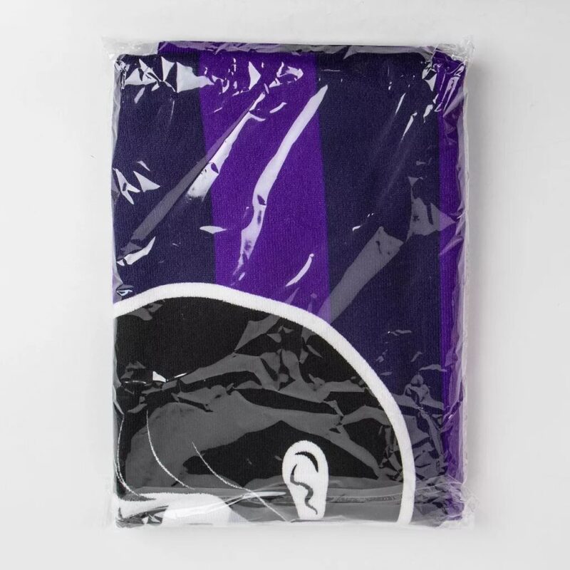 Paars 70 x 140 cm badlaken van Wednesday, 70 x 140 cm - 100% Polyester