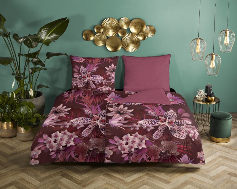 Bloemen overtrek van Descanso, 200 x 200 cm, kussensloop 80 x 80 cm - Bordeaux