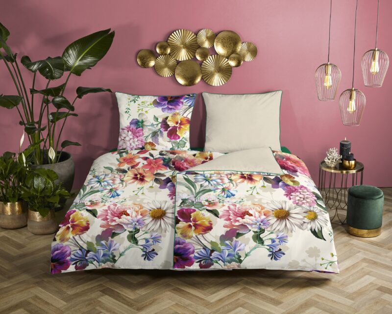 Bloemen overtrek van Descanso, 135 x 200 cm, kussensloop 80 x 80 cm - 100% katoen/satijn