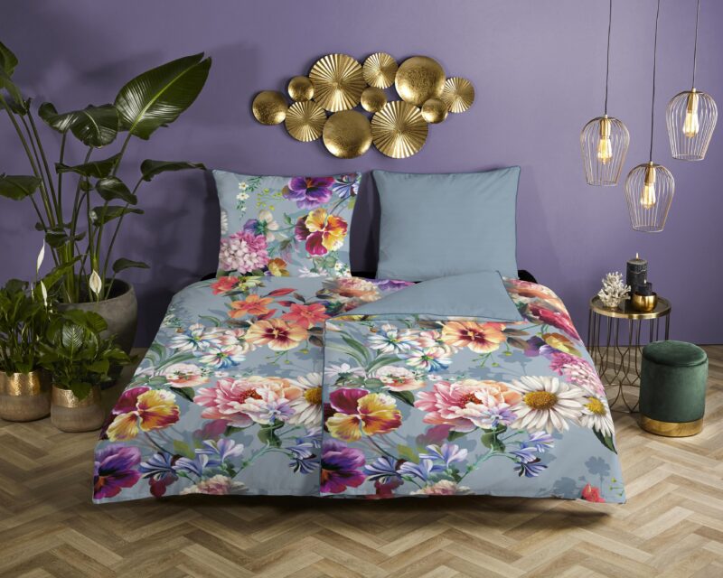 Bloemen overtrek van Descanso, 135 x 200 cm, kussensloop 80 x 80 cm - Grijs