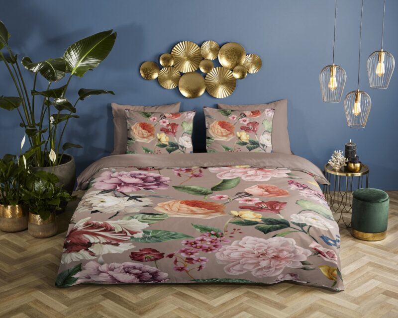 Bloemen overtrek van Descanso, 200 x 200/220 cm, kussensloop 60 x 70 cm - Taupe