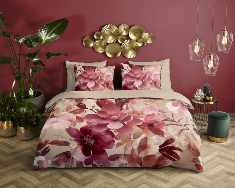 Bloemen overtrek van Descanso, 200 x 200/220 cm, kussensloop 60 x 70 cm - Zand