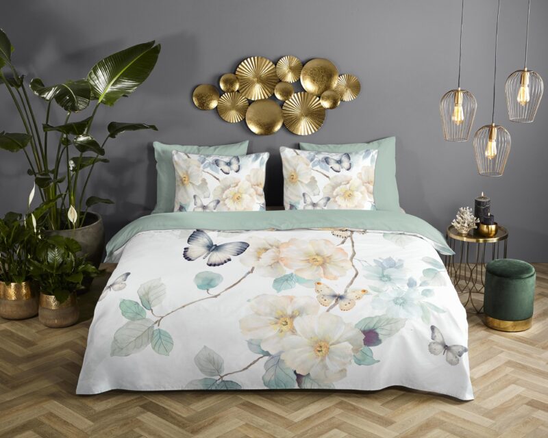 Bloemen en vlinders overtrek van Descanso, 140 x 200/220 cm, kussensloop 60 x 70 cm