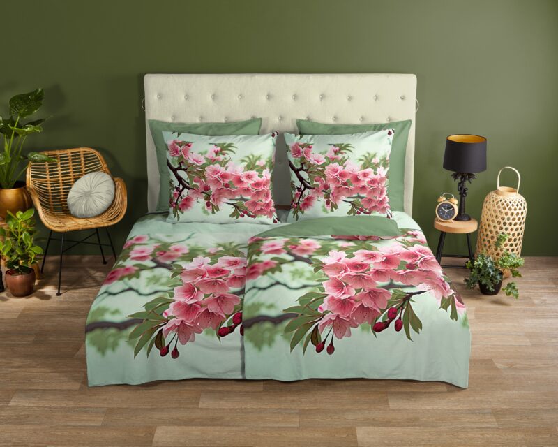 Multi - Bloemen overtrek van Good Morning, 135 x 200 cm, kussensloop 80 x 80 cm, vooraanzicht (2)