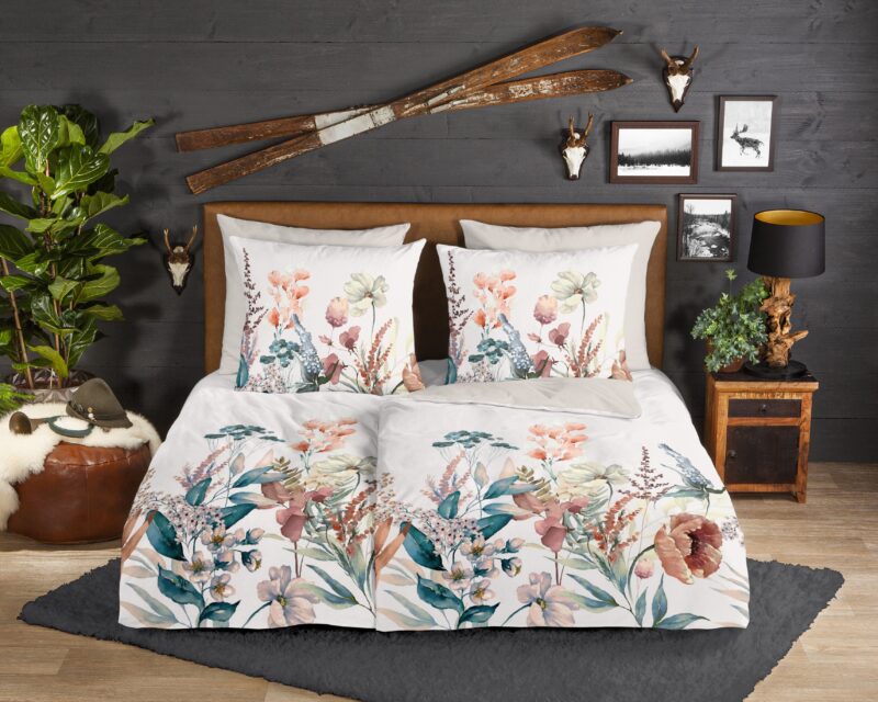 Multi Flanel - Bloemen overtrek van Good Morning, 135 x 200 cm, kussensloop 80 x 80 cm