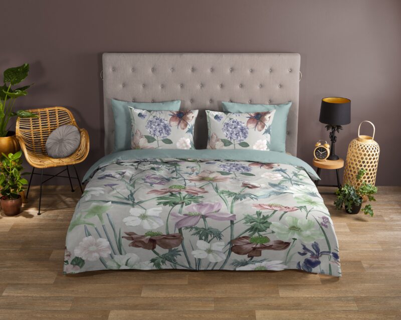 Bloemen overtrek van Good Morning, 240 x 200/220 cm, kussensloop 60 x 70 cm - Multicolor