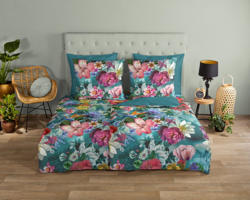 Bloemen overtrek van Good Morning, 135 x 200 cm, kussensloop 80 x 80 cm - Petrol