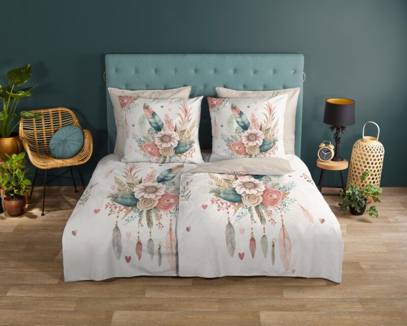 Bloemen en veren overtrek van Good Morning, 135 x 200 cm, kussensloop 80 x 80 cm