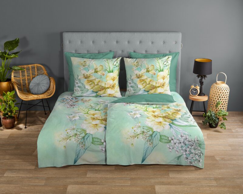 Getekende bloemen overtrek van Good Morning, 135 x 200 cm, kussensloop 80 x 80 cm - kussensloop 80 x 80 cm
