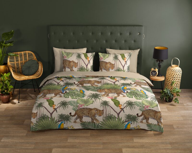 Luipaard met bladeren overtrek van Good Morning, 140 x 200/220 cm, kussensloop 60 x 70 cm