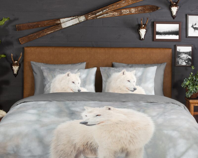 100% katoen/flanel dekbedset poolwolf in de sneeuw van Good Morning in 200 x 200/220 cm