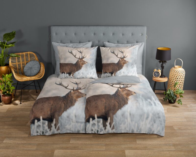 Rendier overtrek van Good Morning, 135 x 200 cm, kussensloop 80 x 80 cm