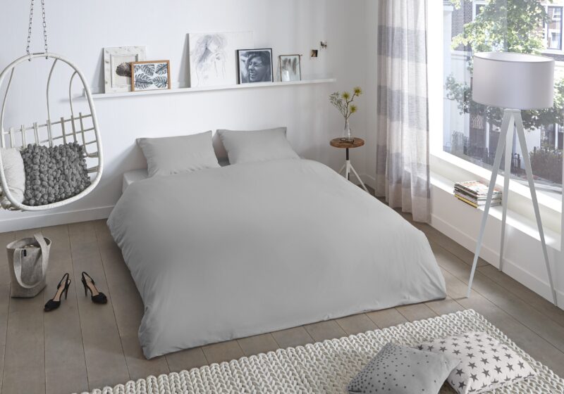 Overtrek van Good Morning, 240 x 200/220 cm, kussensloop 60 x 70 cm - Grijs