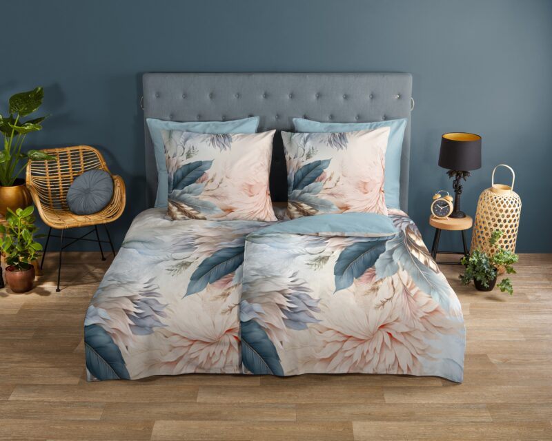 Veren en bladeren overtrek van Good Morning, 135 x 200 cm, kussensloop 80 x 80 cm