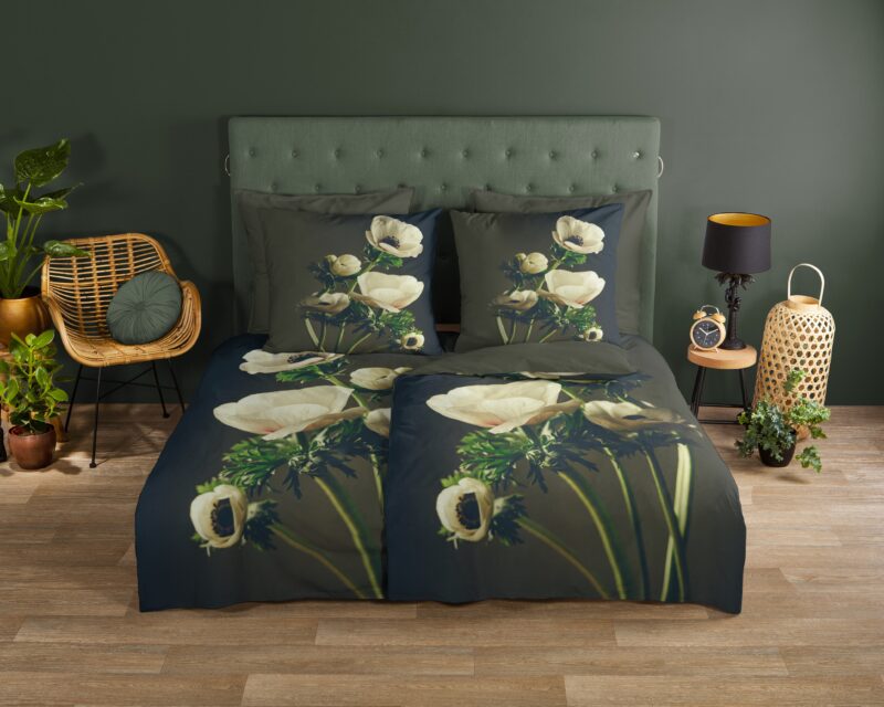 Witte bloemen overtrek van Good Morning, 135 x 200 cm, kussensloop 80 x 80 cm