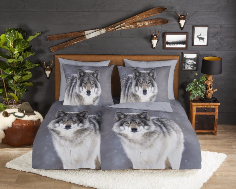 Wolf overtrek van Good Morning, 135 x 200 cm, kussensloop 80 x 80 cm