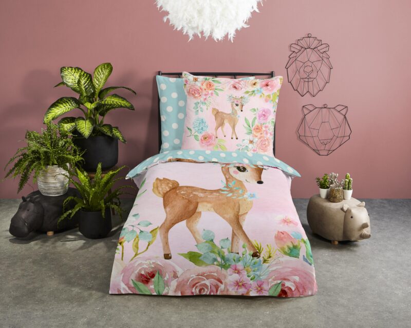 Bambi met bloemen overtrek van Good Morning, 135 x 200 cm, kussensloop 80 x 80 cm