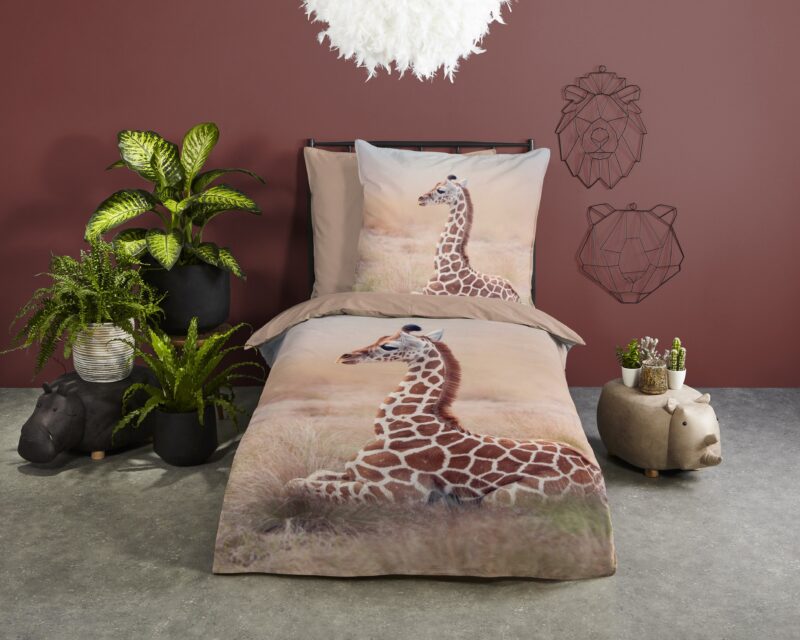 Giraf overtrek van Good Morning, 135 x 200 cm, kussensloop 80 x 80 cm