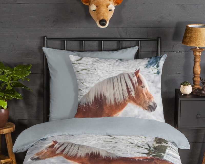 100% katoen/flanel dekbedset haflinger paard in de sneeuw van Good Morning in 135 x 200 cm