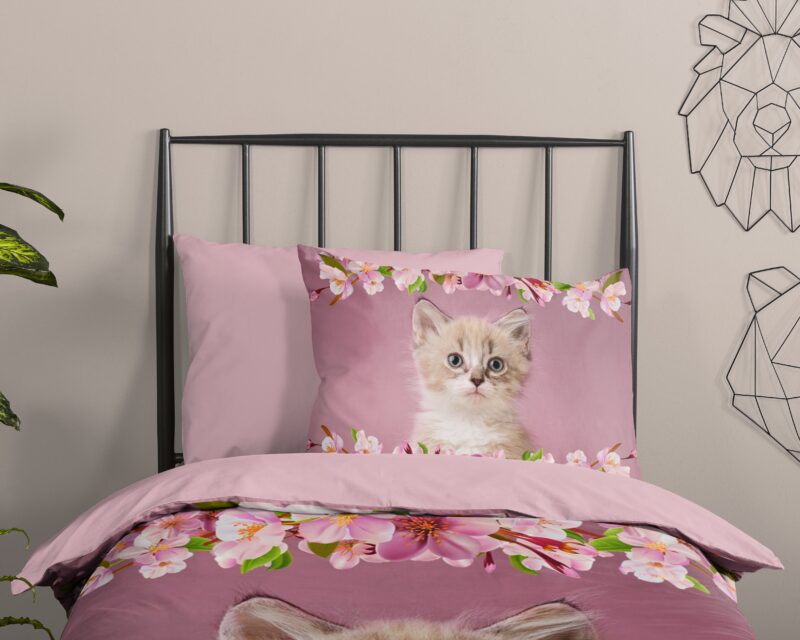 100% katoen dekbedset kitten poes met bloemen van Good Morning in 140 x 200/220 cm