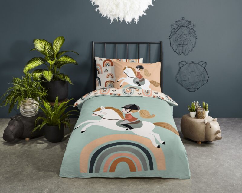 Paard en regenboog overtrek van Good Morning, 140 x 200/220 cm, kussensloop 60 x 70 cm