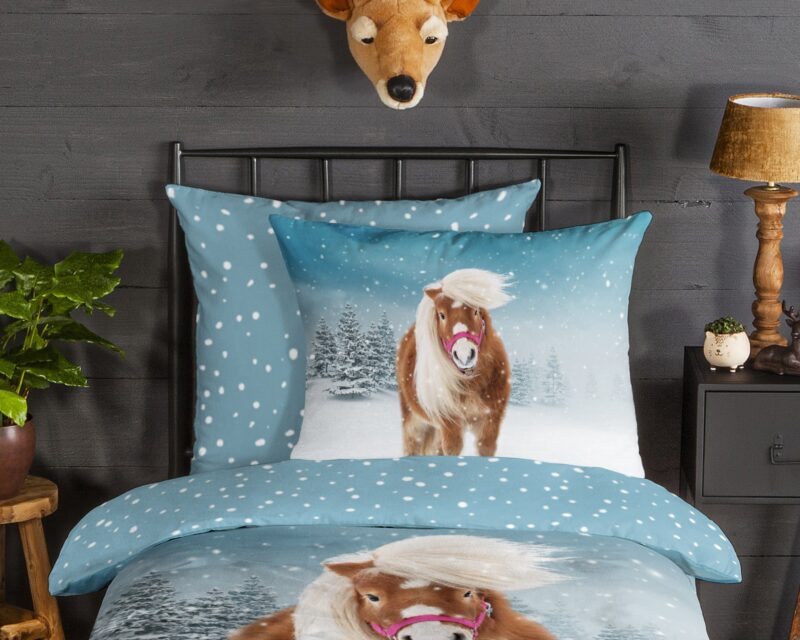100% katoen/flanel dekbedset paard in de sneeuw van Good Morning in 135 x 200 cm