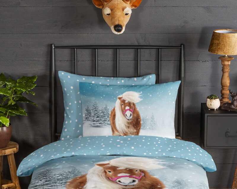 100% katoen/flanel dekbedset paard in de sneeuw van Good Morning in 140 x 200/220 cm