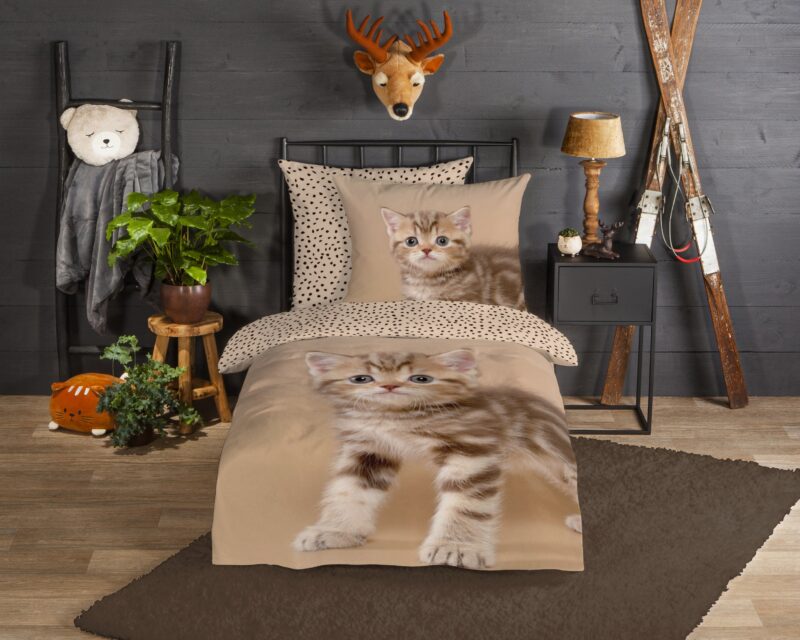 Poes overtrek van Good Morning, 135 x 200 cm, kussensloop 80 x 80 cm