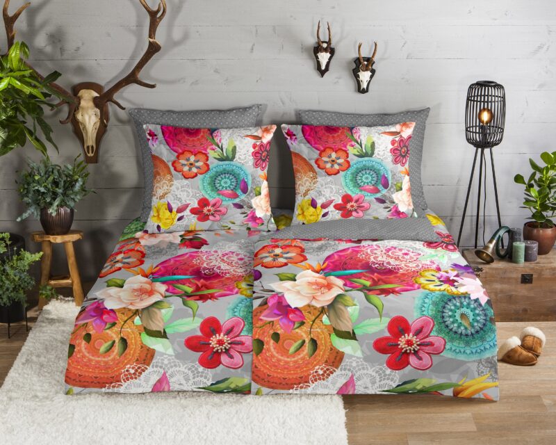 Mandals en bloemen overtrek van HIP, 135 x 200 cm, kussensloop 80 x 80 cm