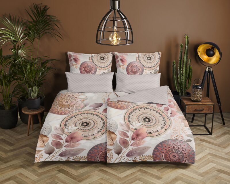 Mandalas & bladeren overtrek van HIP, 135 x 200 cm, kussensloop 80 x 80 cm