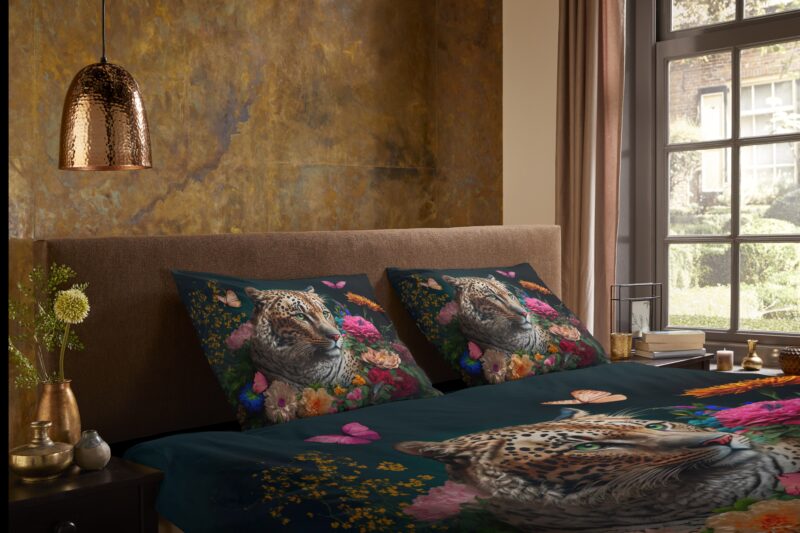 100% Polyester dekbedset luipaard met bloemen van Pure in 135 x 200 cm