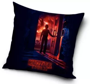 Stranger Things kussen 40 x 40 cm - Multicolor - 40 x 40 cm - 100% Polyester