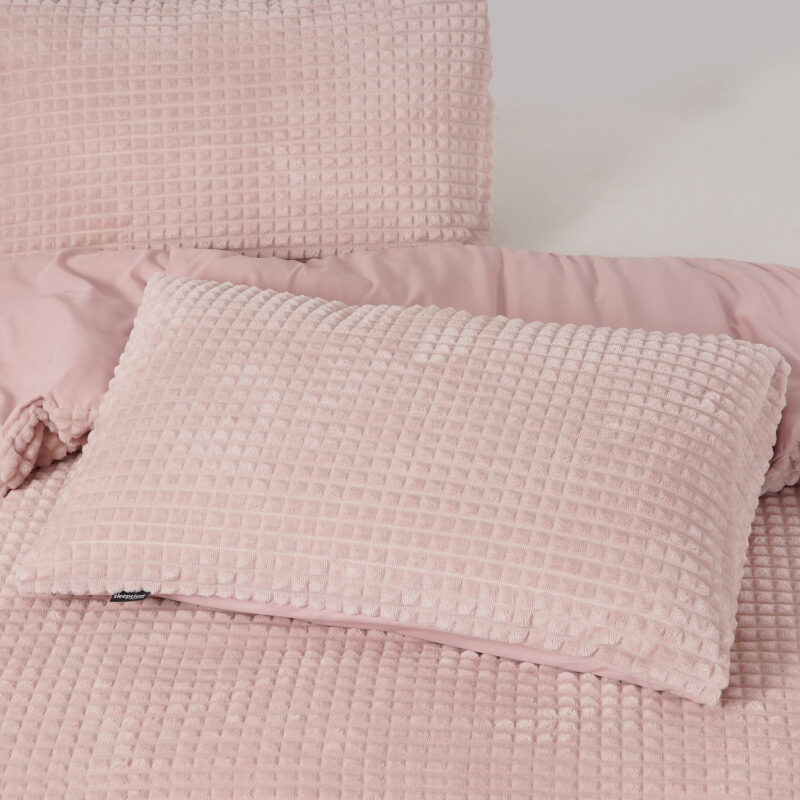 Check Teddy Roze - Sleeptime bed 240 x 220 cm van Polyester