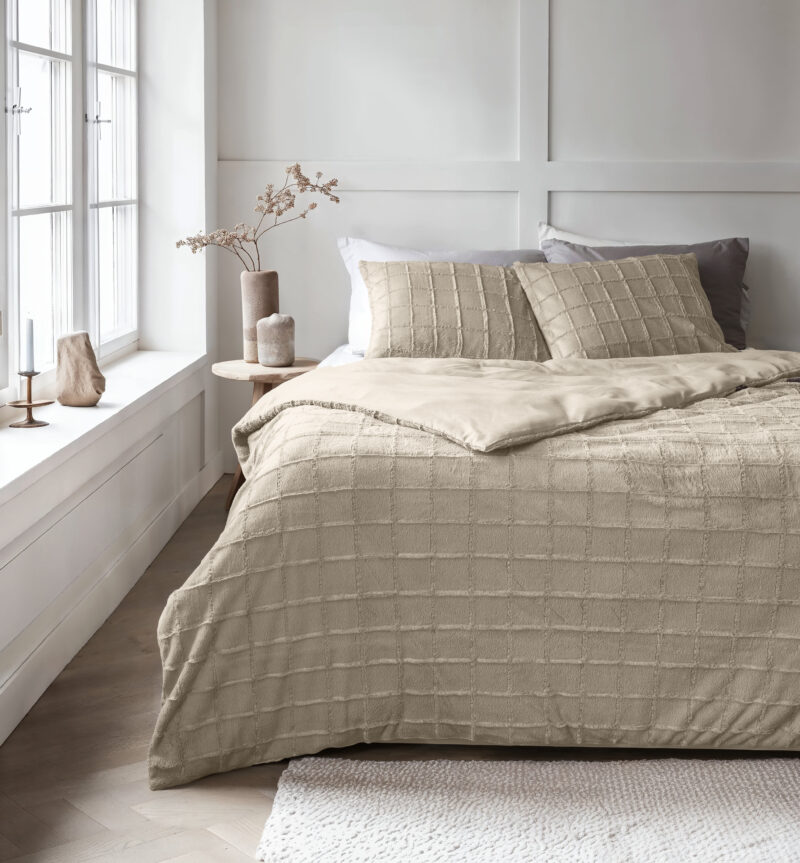 Faux Fur Check Beige 140x200/220 Sleeptime