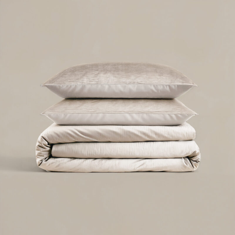 Sleeptime bed 200 x 220 cm van Velvet - Crème