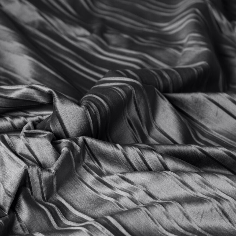 Sleeptime bed 200 x 220 cm van Velvet - Zwart