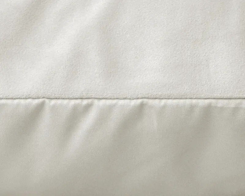 Creme - Sleeptime hoofdkussen van 100% Velvet
