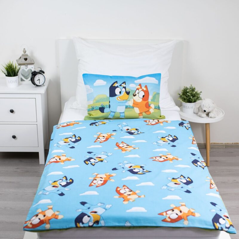 100% katoen dekbedset Family van Bluey in 100 x 135 cm