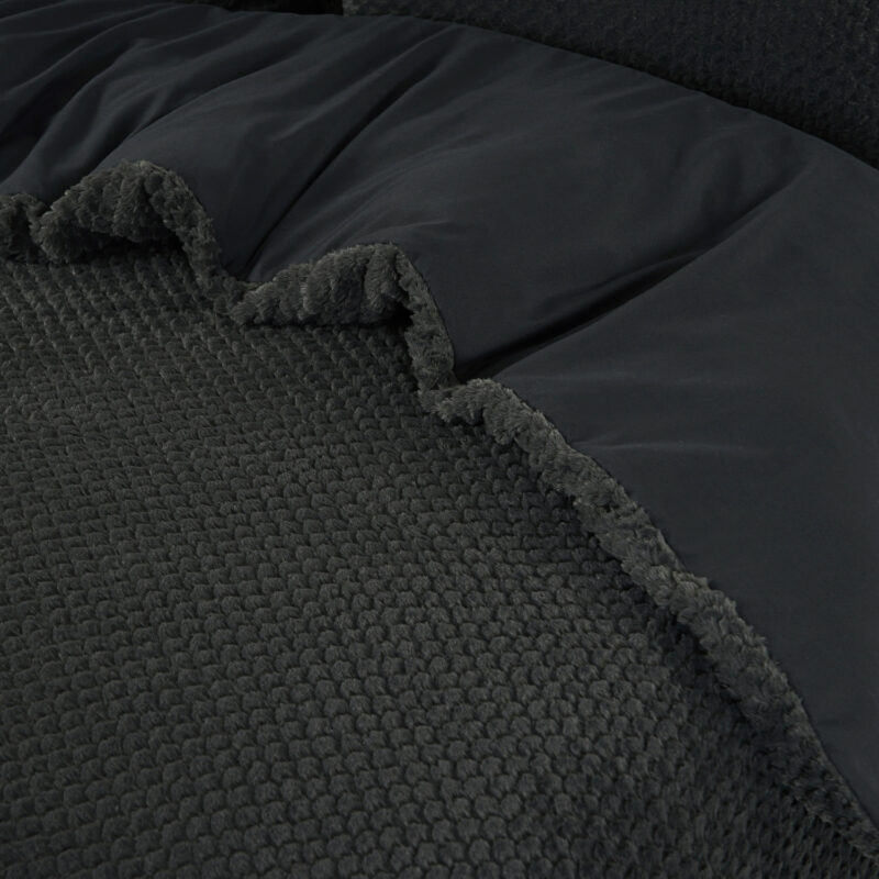 Fur Teddy Antraciet - Sleeptime bed 140 x 220 cm van Polyester