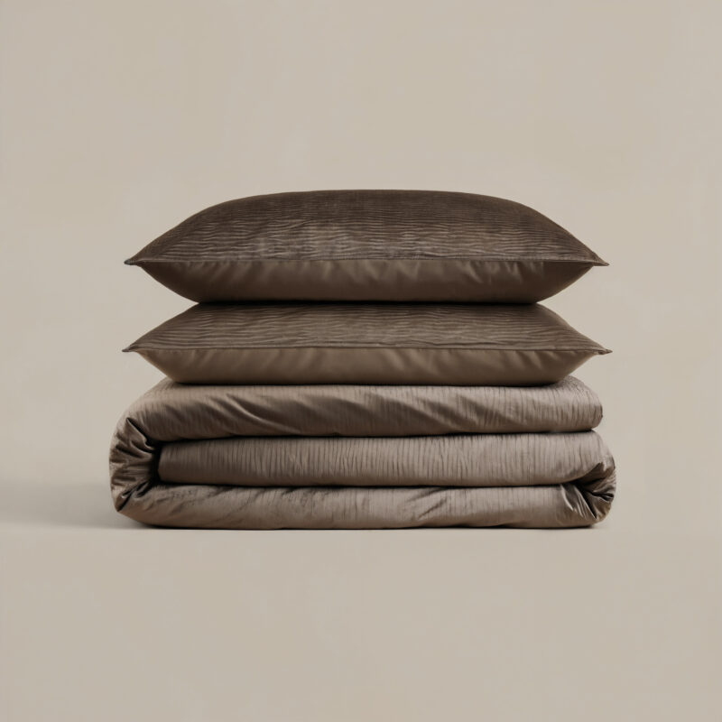 Cartier Taupe - Sleeptime bed 200 x 220 cm van Velvet