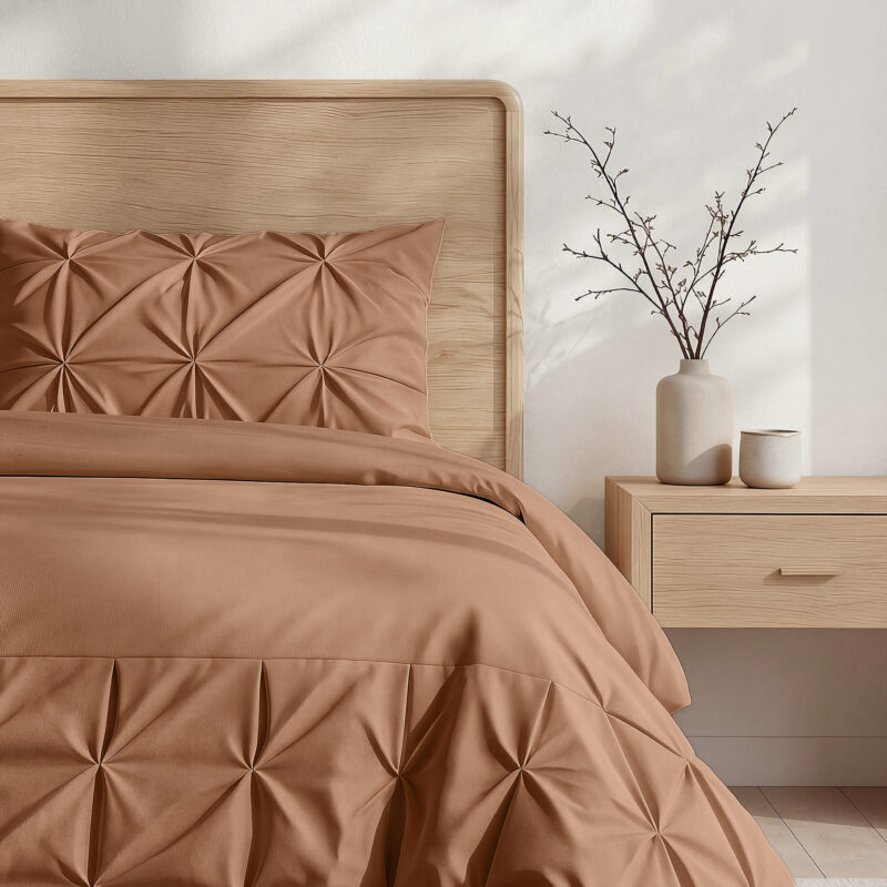 Border Pintuck Mocha Moose 200 x 200/220
