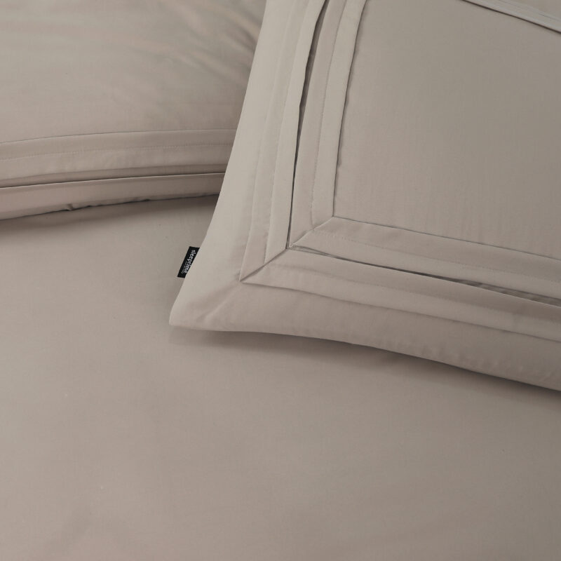 Sleeptime Tailored Taupe 240 x 220