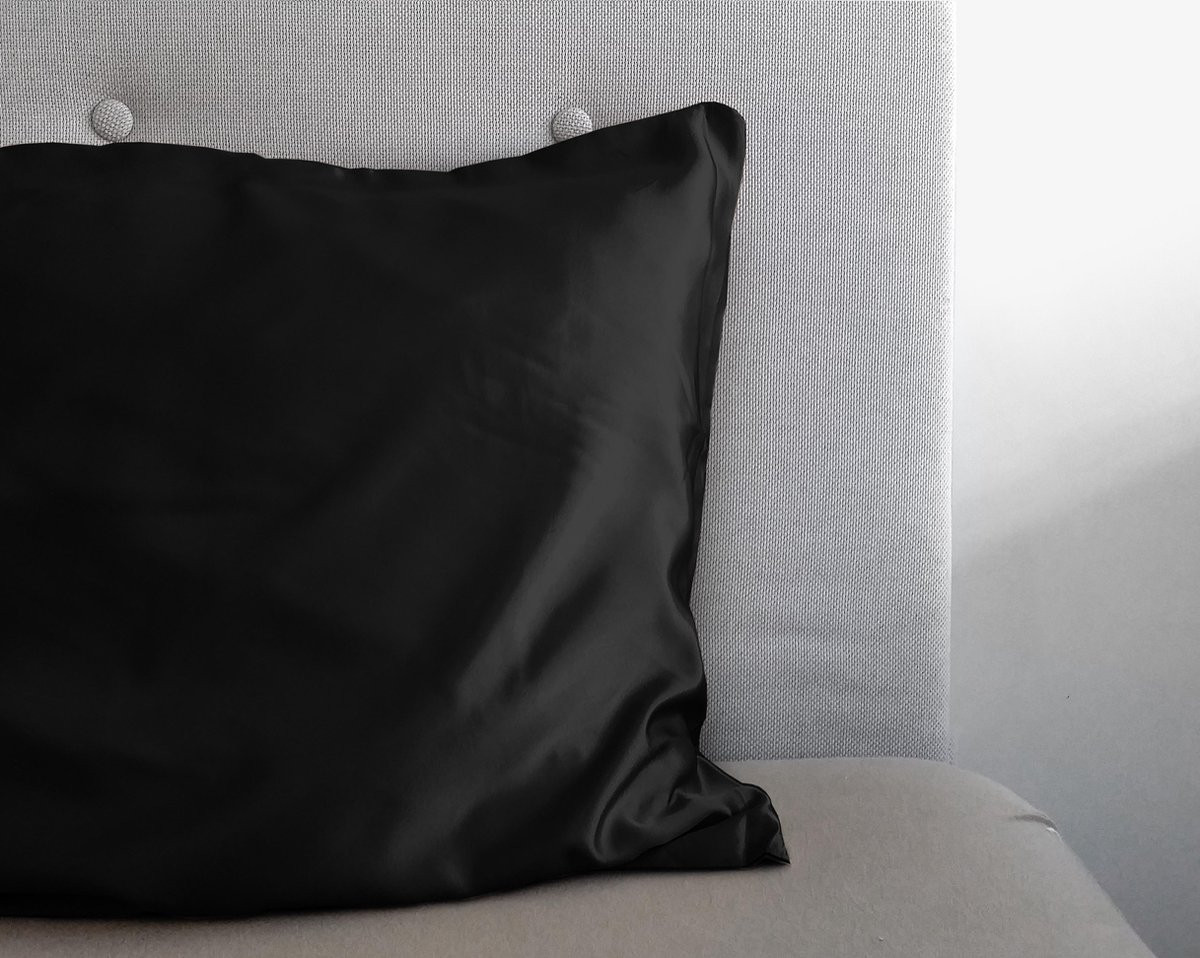 Sleeptime kussensloop Zwart cm - Zwart - 100% Micropercal glanssatijn