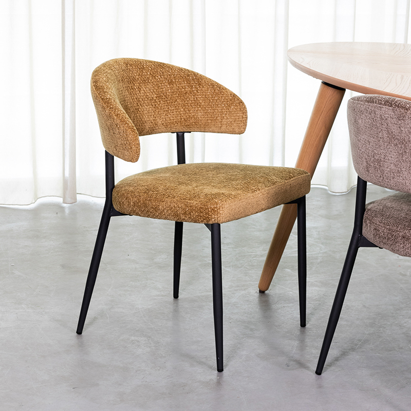 LABEL51 Eetkamerstoel Bliss - Mustard - Chenille - Zwart Metalen Frame